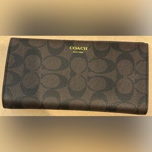 Coach Signature Coated Leather Slim Long Wallet EUC No Callouts Retails $268